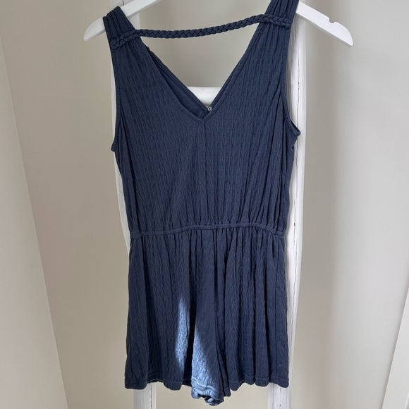 Universal Thread Blue Romper Size Small - Picture 2 of 16